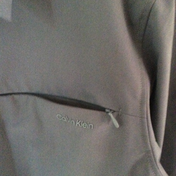 Men’s Calvin Klein Athletic Shirt | Concealed snap buttons | Sz L | Brand New - Picture 4 of 15